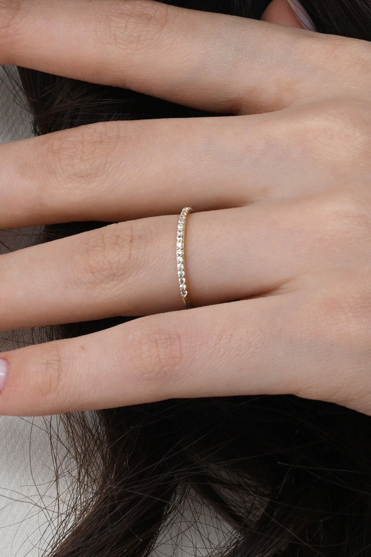Gümüş altın yaldızlı yarım tur zirkon taşlı thin yüzük SGTL12869GOLD