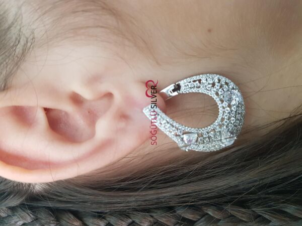 Gümüş yeni tarz baget taşlı küpe SGTL8513