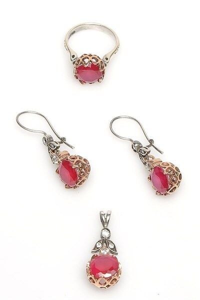 YAKUT TAŞLI ÜÇLÜ SET set8752