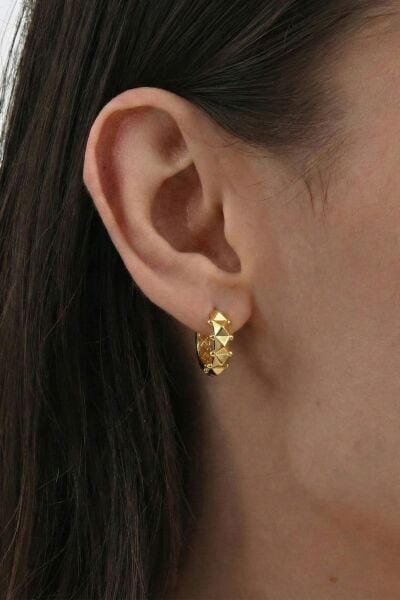 925 Ayar Gümüş küpe Üzeri Altın Kaplama Piramit desenli halka küpe SGTL13187GOLD