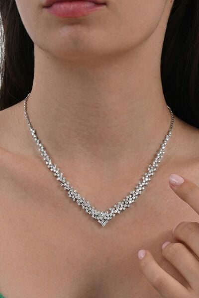 Gümüş beyaz altın rodyumlu pırlanta modeli zirkon taşlı su yolu gümüş kolye SGTL11453