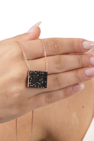 925 ayar gümüş kolye rose siyah taşlı diktörgen gecenin parıltısı kolye SGTL13134SIYAH