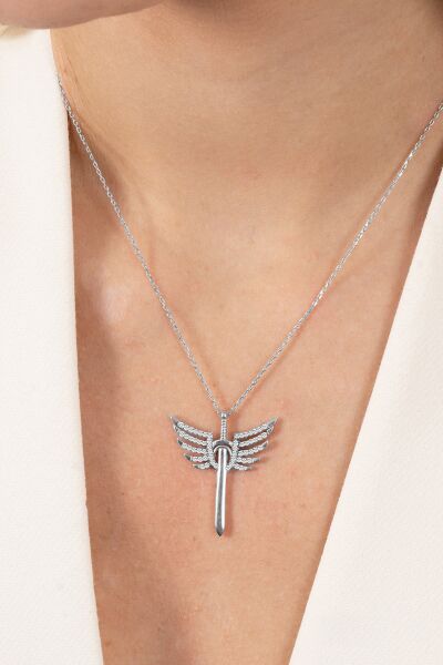 925 ayar gümüş kolye rodyumlu zirkon taşlı kanatlı kılıç modeli kolye SGTL13143RODAJ