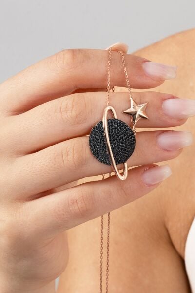 Gümüş rose siyah onix taşlı satürn gezegen kolye SGTL12512SIYAH