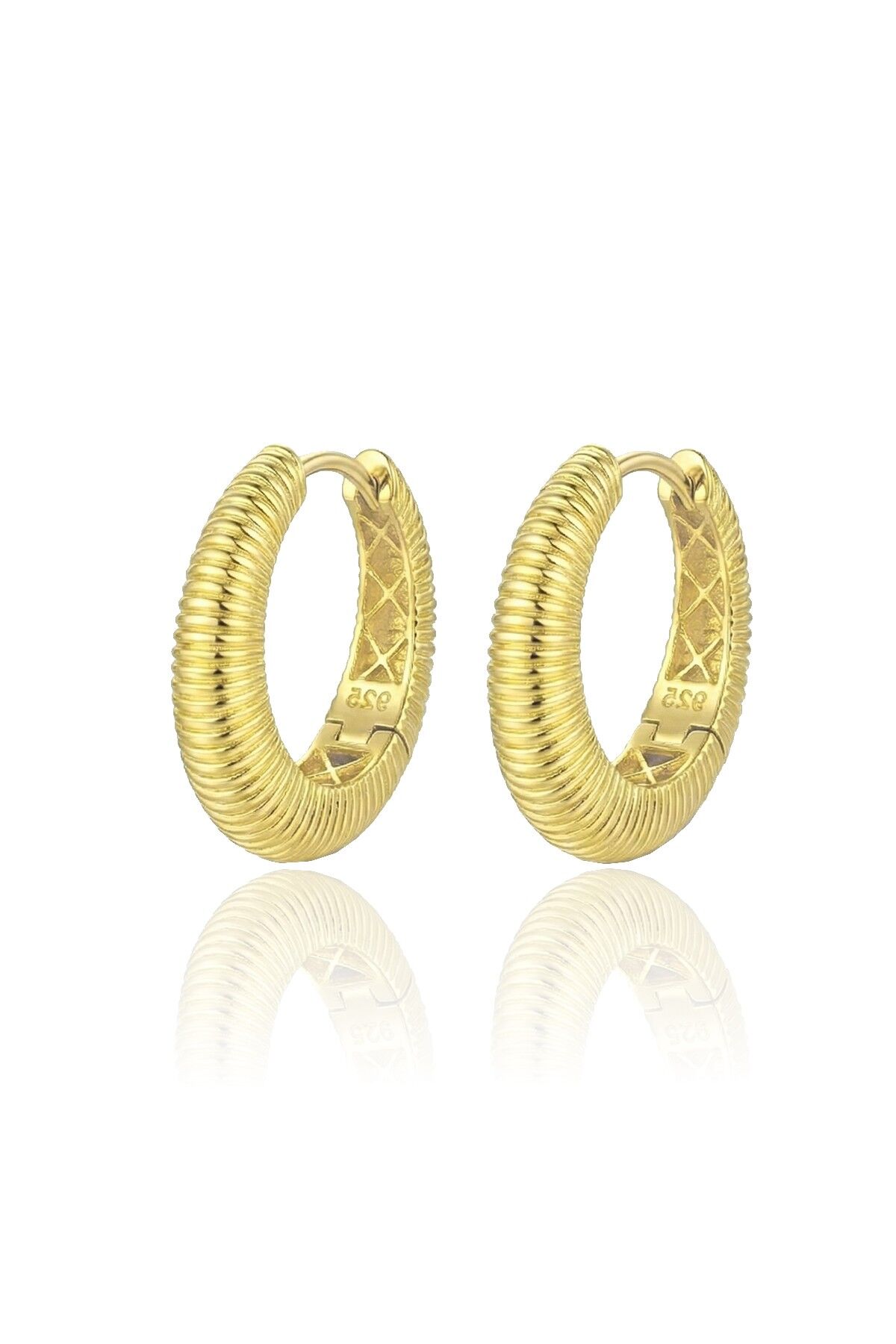 925 Ayar Gümüş küpe Üzeri Altın Kaplama Vintage Görünümlü Bombeli Küpe SGTL13197GOLD