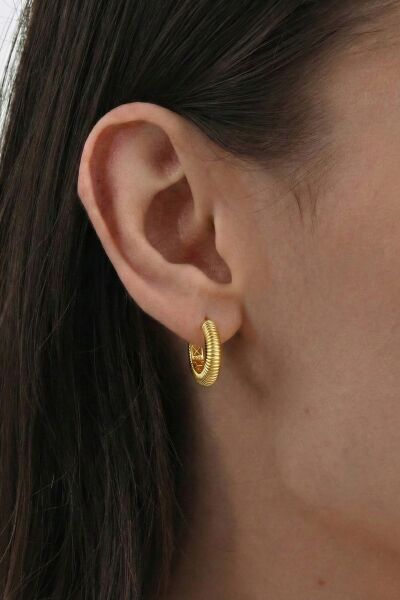 925 Ayar Gümüş küpe Üzeri Altın Kaplama Vintage Görünümlü Bombeli Küpe SGTL13197GOLD