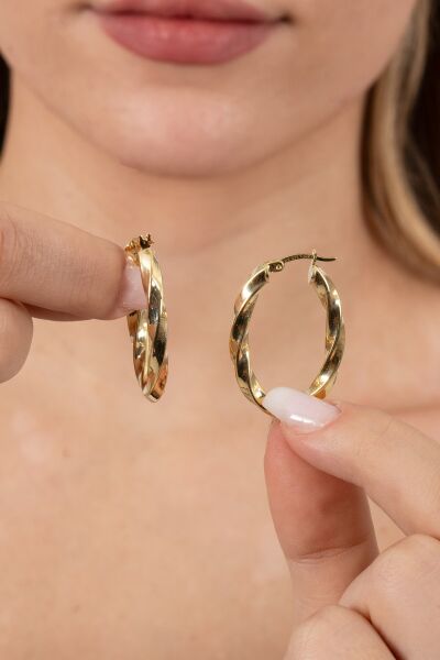 925 ayar gümüş küpe altın yaldızlı 33 mm burgu oval şekilli şarnel halka küpe SGTL13152GOLD