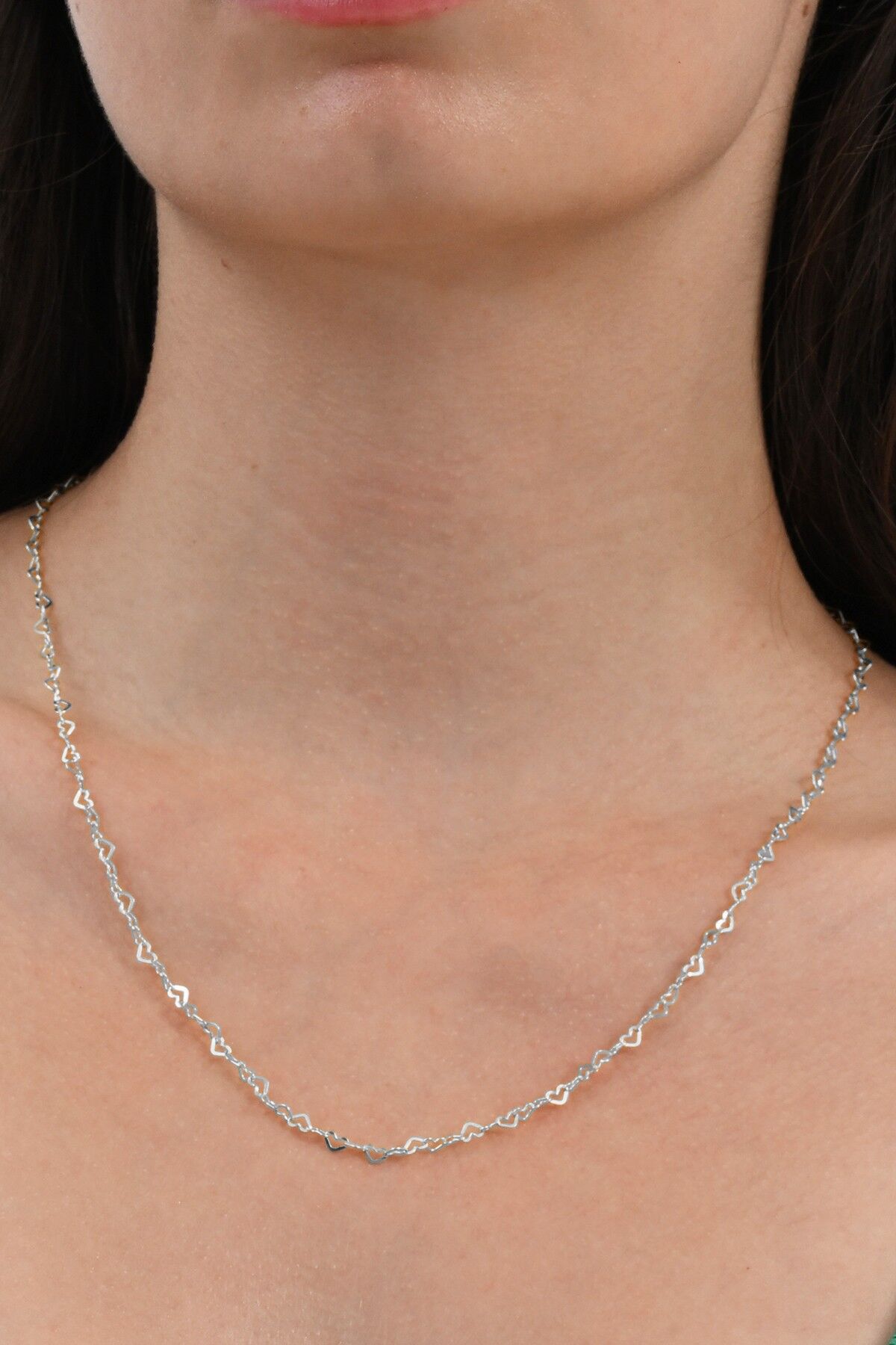 Gümüş rodyumlu tasarım birbirine bağlı kalpler zincir kolye SGTL12592RODAJ