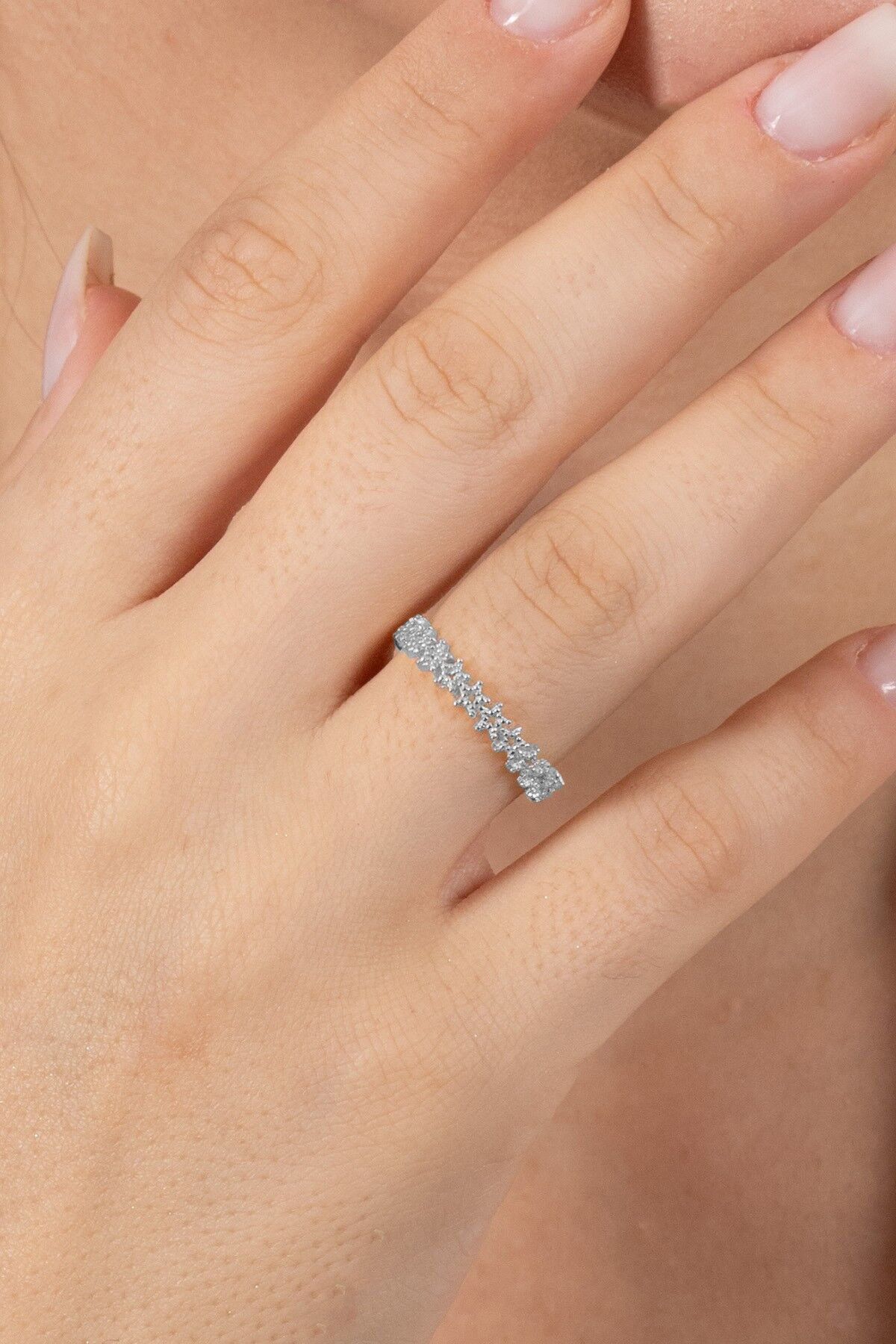 925 ayar gümüş yüzük rodyumlu birleşik yıldız silsilesi ayarlamalı yüzük SGTL13123RODAJ