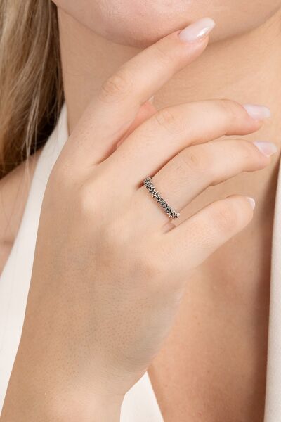 925 ayar gümüş yüzük oksitli birleşik yıldız silsilesi ayarlamalı yüzük SGTL13123SIYAH