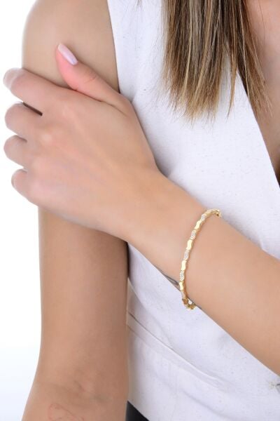 Gümüş altın yaldızlı zirkon taşlı dalgalı ışıltılı bileklik SGTL12895GOLD