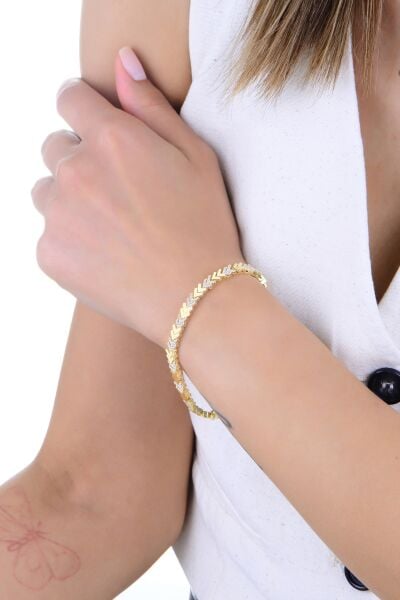 Gümüş altın yaldızlı zirkon taşlı aynalı v model uzay yolu bileklik SGTL12897GOLD