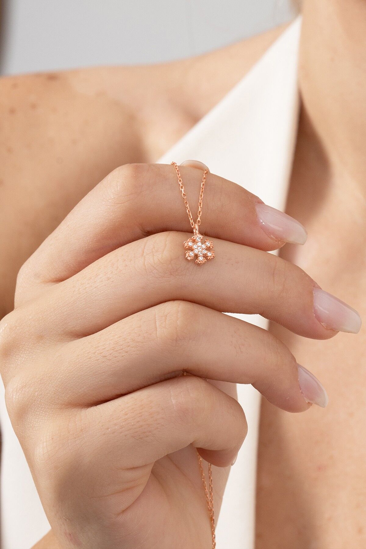 925 ayar gümüş kolye rose  zirkon taşlı kar tanesi kolye SGTL13148ROSE