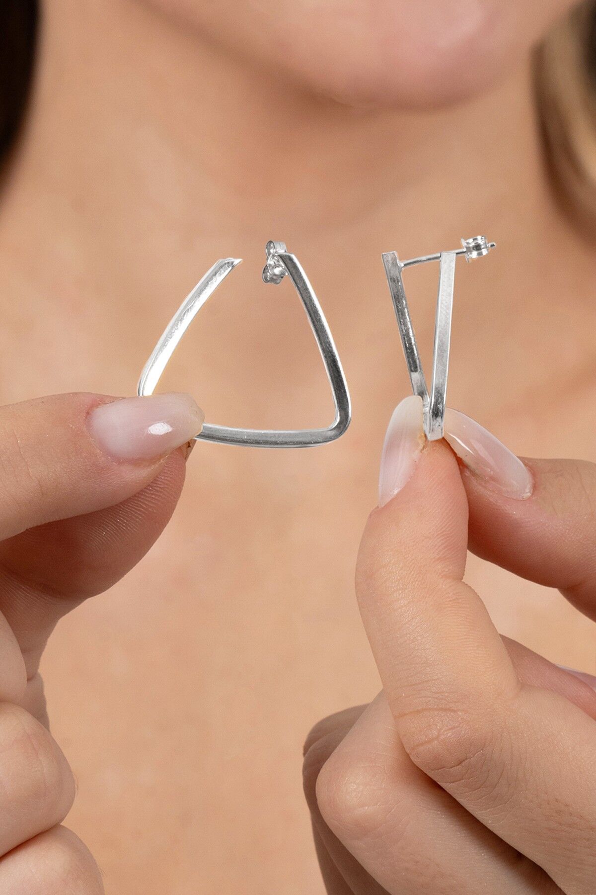 925 ayar gümüş küpe geometrik üçgen tasarım küpe SGTL13153RODAJ