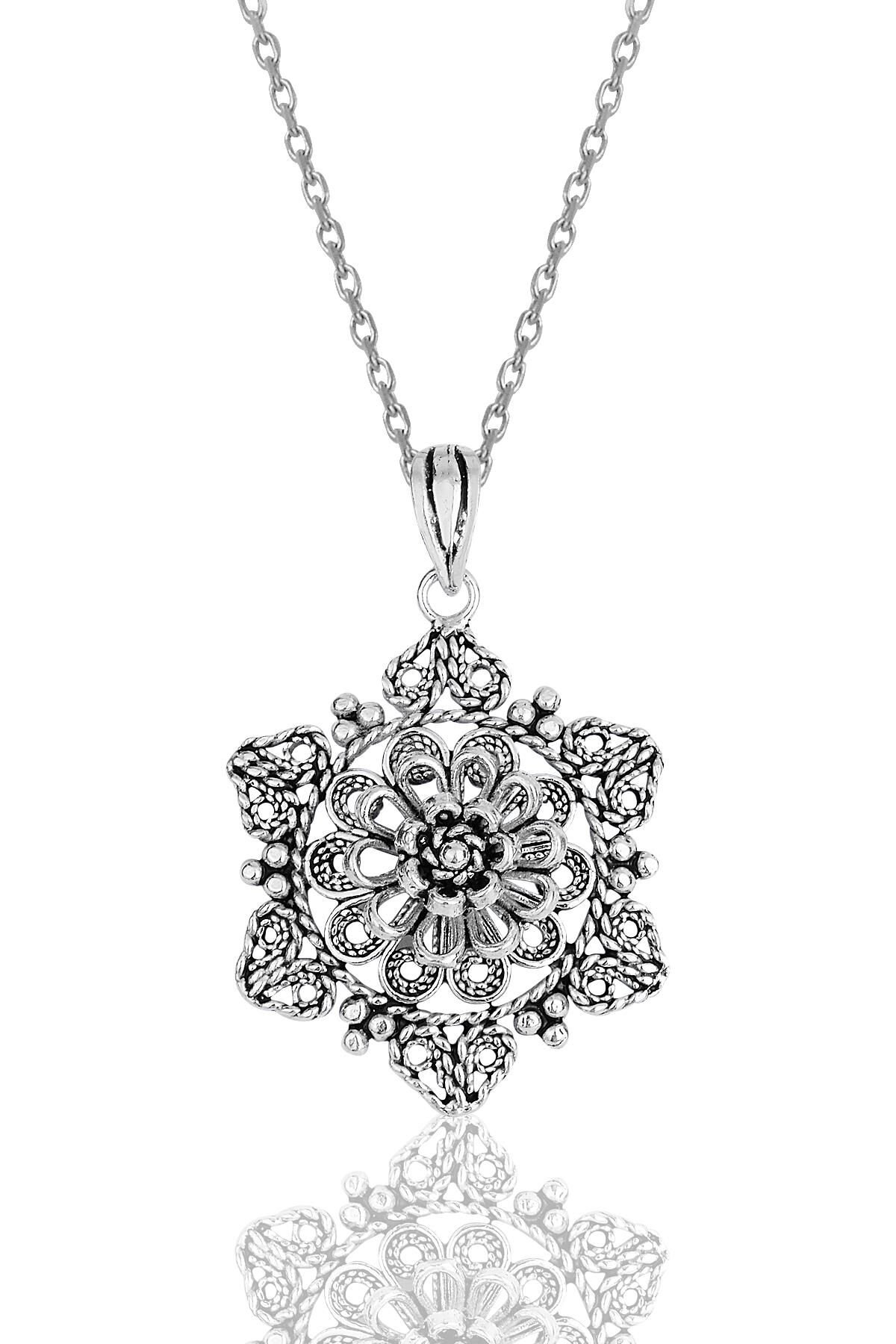 Gümüş oksitli  telkari işlemeli kolye SGTL11900SADE