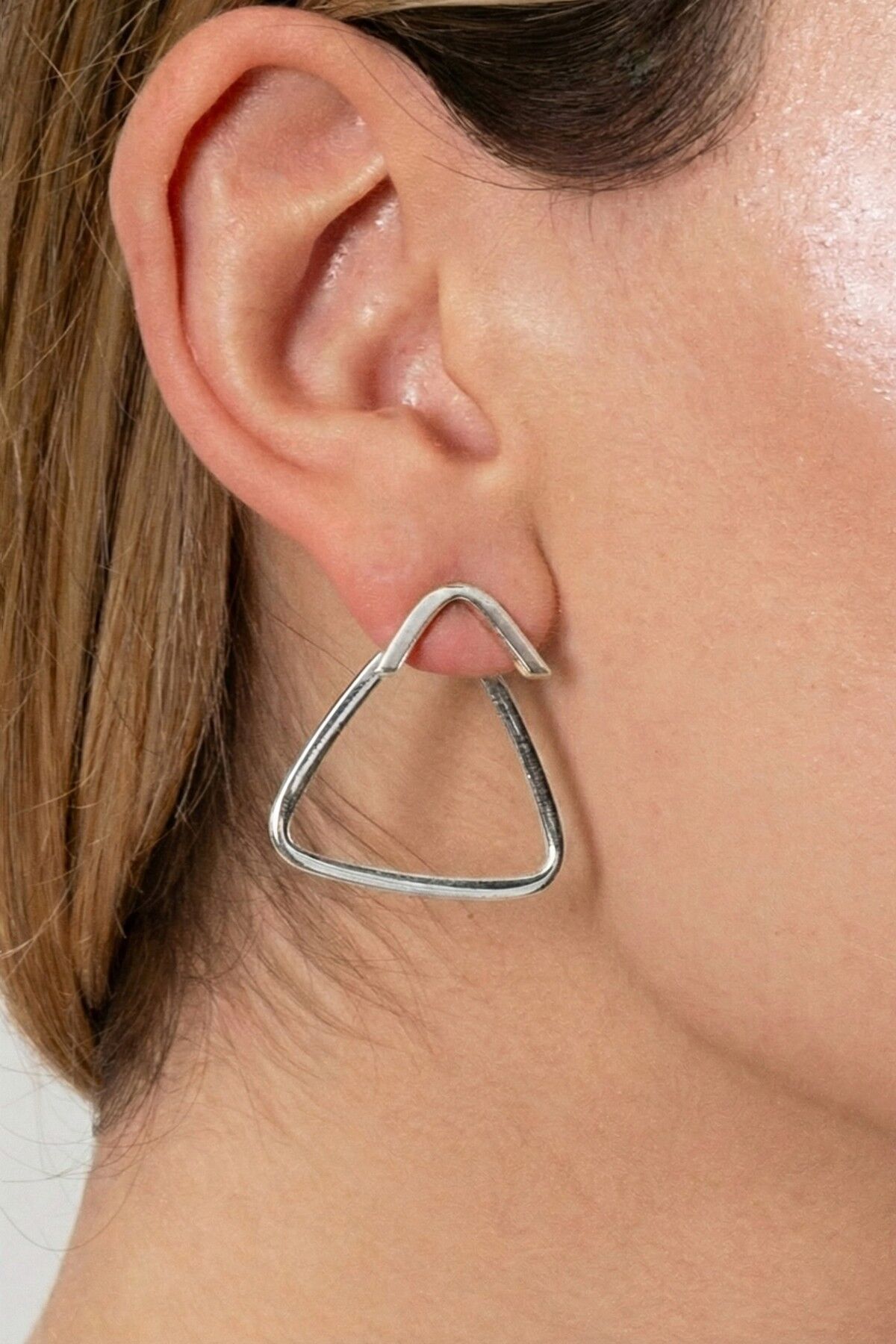 925 ayar gümüş küpe tasarım üçgen şekilli şarnel küpe SGTL13155RODAJ