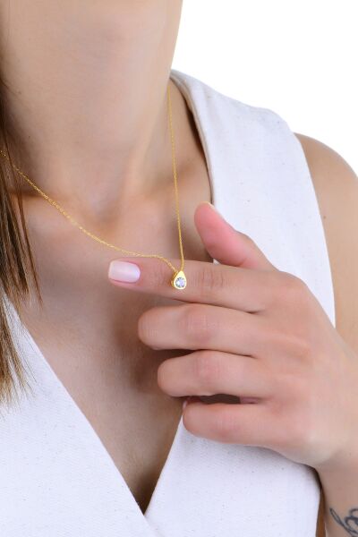 Gümüş altın yaldızlı zirkon tek taşlı damla modeli kolye SGTL13001DML