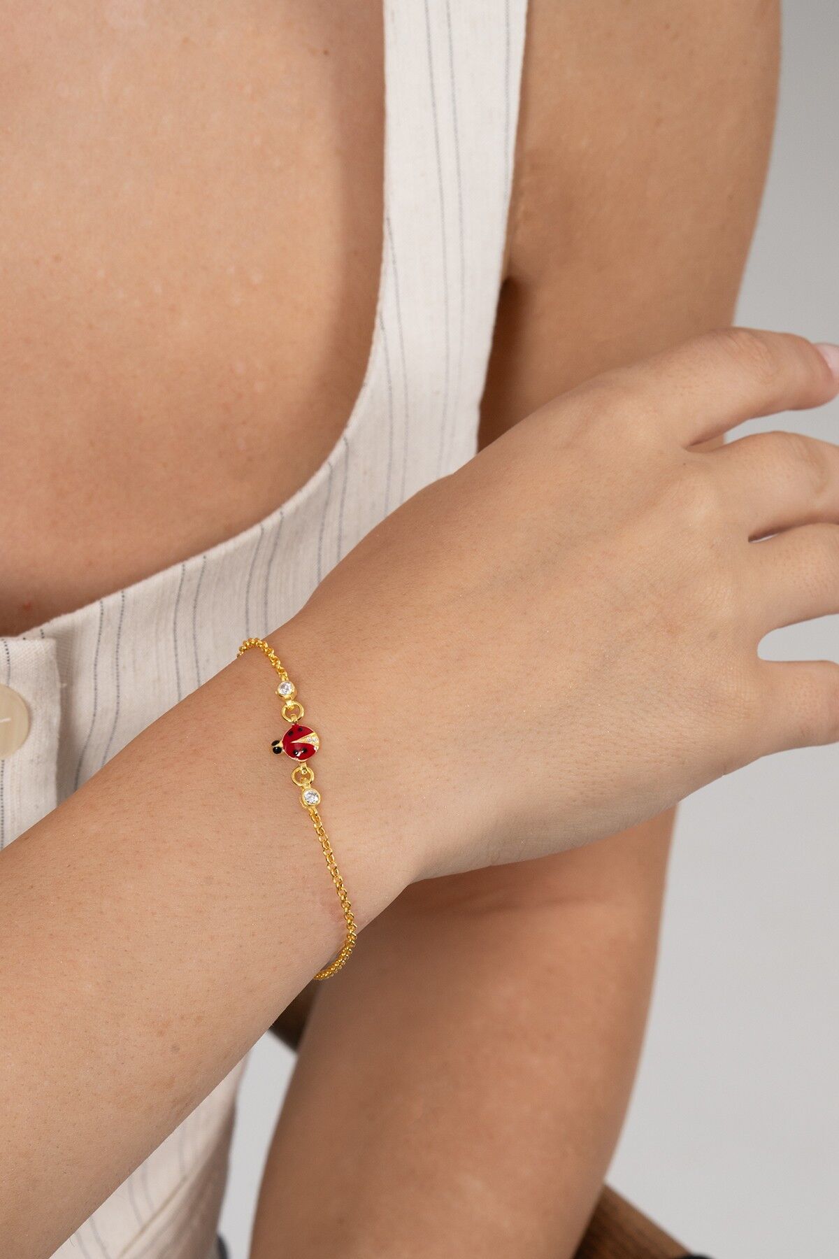 925 ayar gümüş bileklik altın yaldızlı zirkon taşlı kırmızı mineli uğur böceği çocuk bileklik SGTL13175GOLD