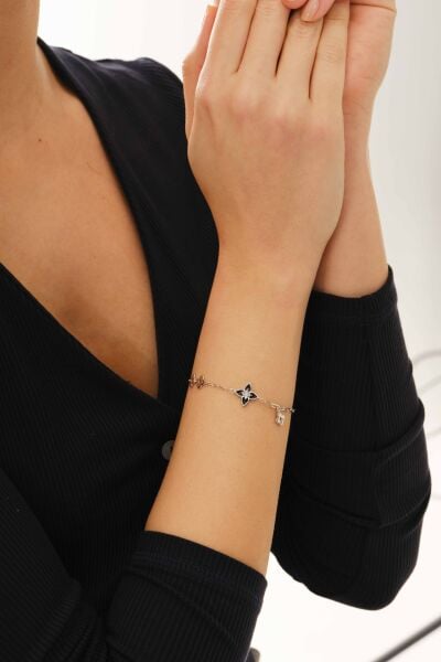 Gümüş rodyumlu mineli zirkon taşlı şans rüzgarı yonca bileklik SGTL12651RODAJ