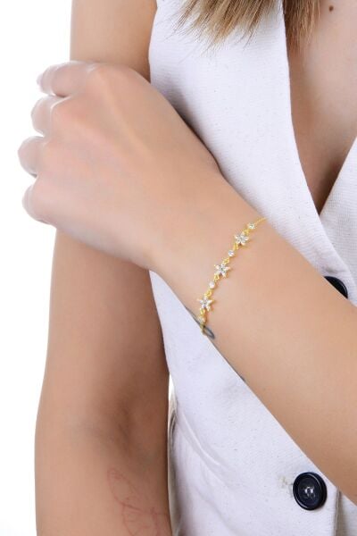 Gümüş altın yaldızlı zirkon taşlı lotus çiçeği bileklik SGTL12718GOLD