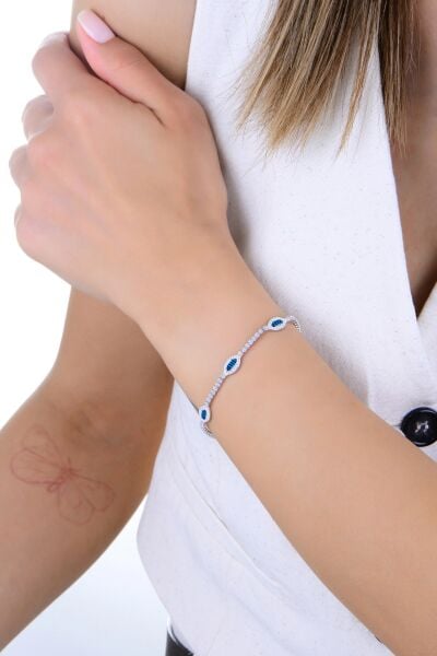 Gümüş rodyumlu pırlanta modeli baget kesim safir ve zirkon taşlı göz dizisi su yolu bileklik SGTL12912LACIVERT