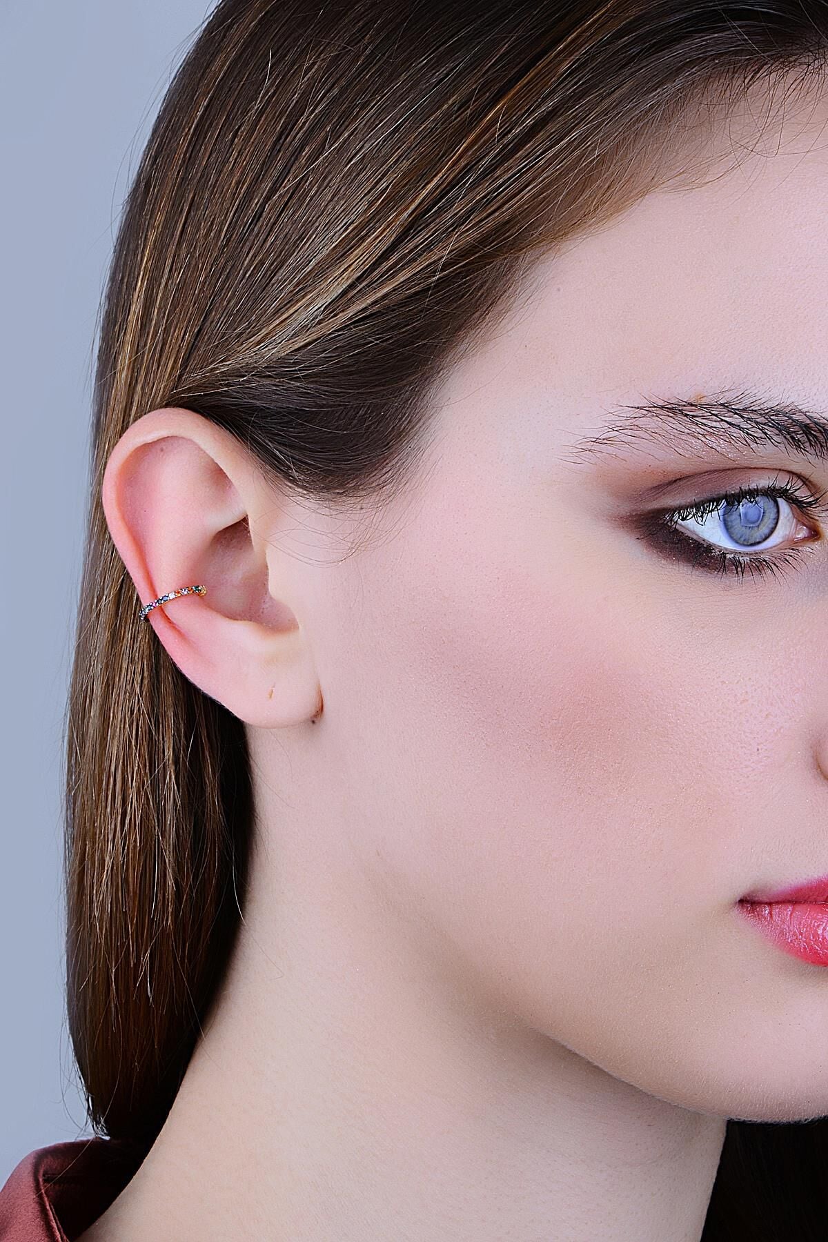 Gümüş altın yaldızlı renkli taşlı sıkıştırmalı kıkırdak küpe ear cuff SGTL11964GOLD