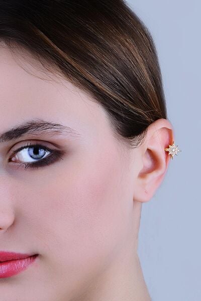 Gümüş altın yaldızlı zirkon taşlı sıkıştırmalı kutup yıldızı kıkırdak küpe ear cuff SGTL11959GOLD