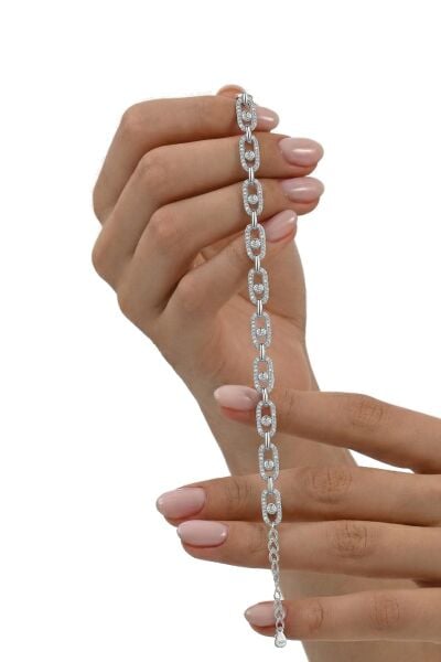 925 Ayar Gümüş Bileklik Işıltılı Halka İçi Tektaş Tasarımlı Bileklik SGTL13237RODAJ