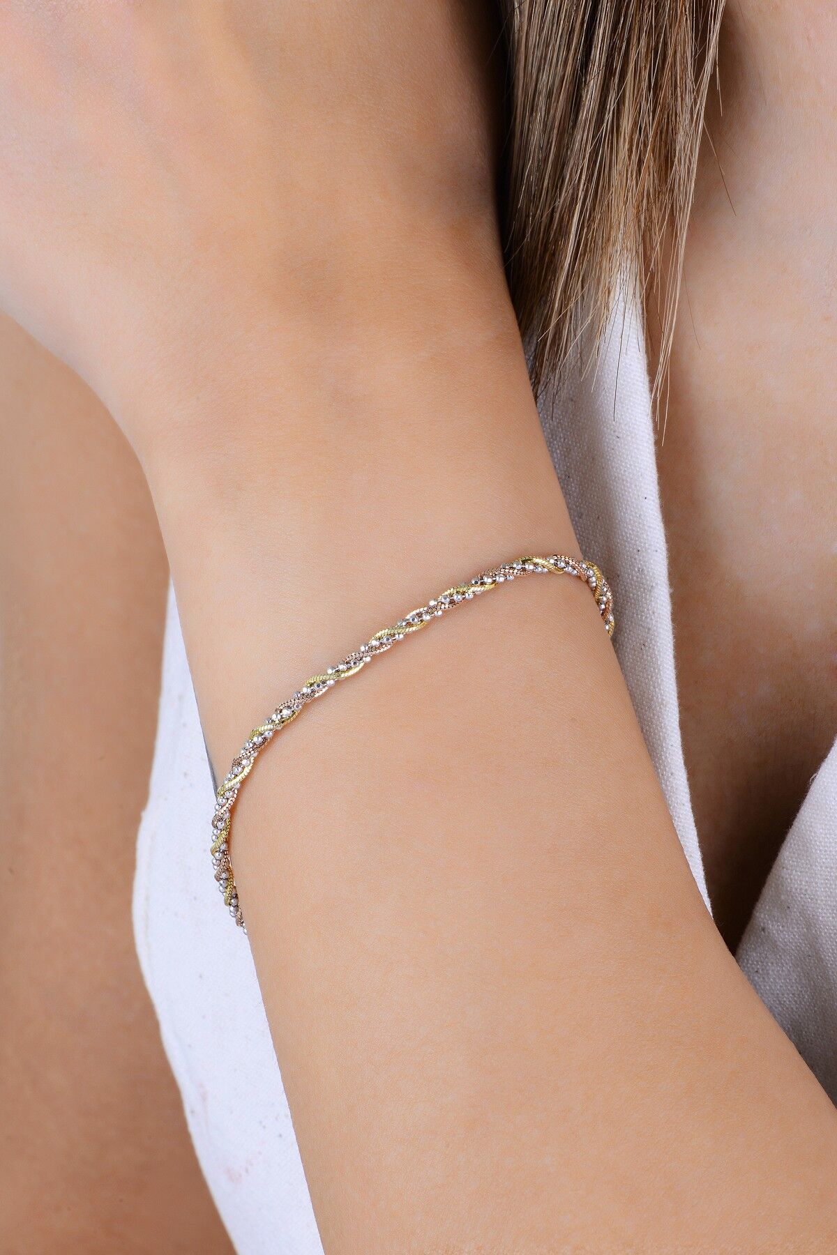 Gümüş altın, rose ve rodyumlu üç renkli top zincir detaylı burgulu İtalyan bileklik SGTL12943RENKLI