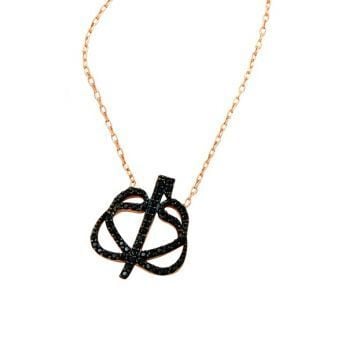 siyah taşlı vav elif kolye SGTL1862