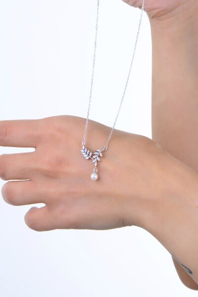 Gümüş rodyumlu zirkon taşlı doğanın dokunuşu incili yaprak kolye SGTL12963RODAJ