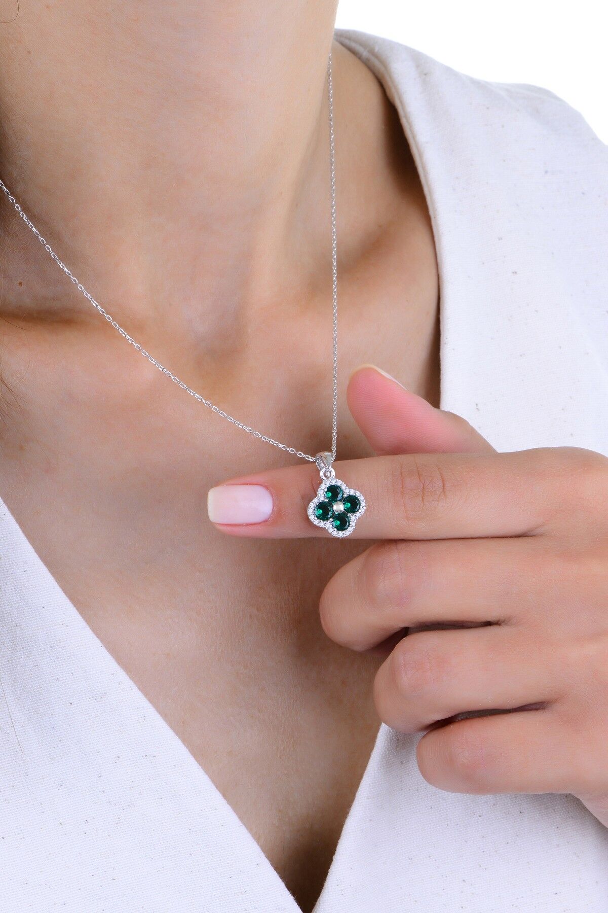 Gümüş rodyumlu yeşil zirkon taşlı trifolium yonca kolye SGTL12969YESIL