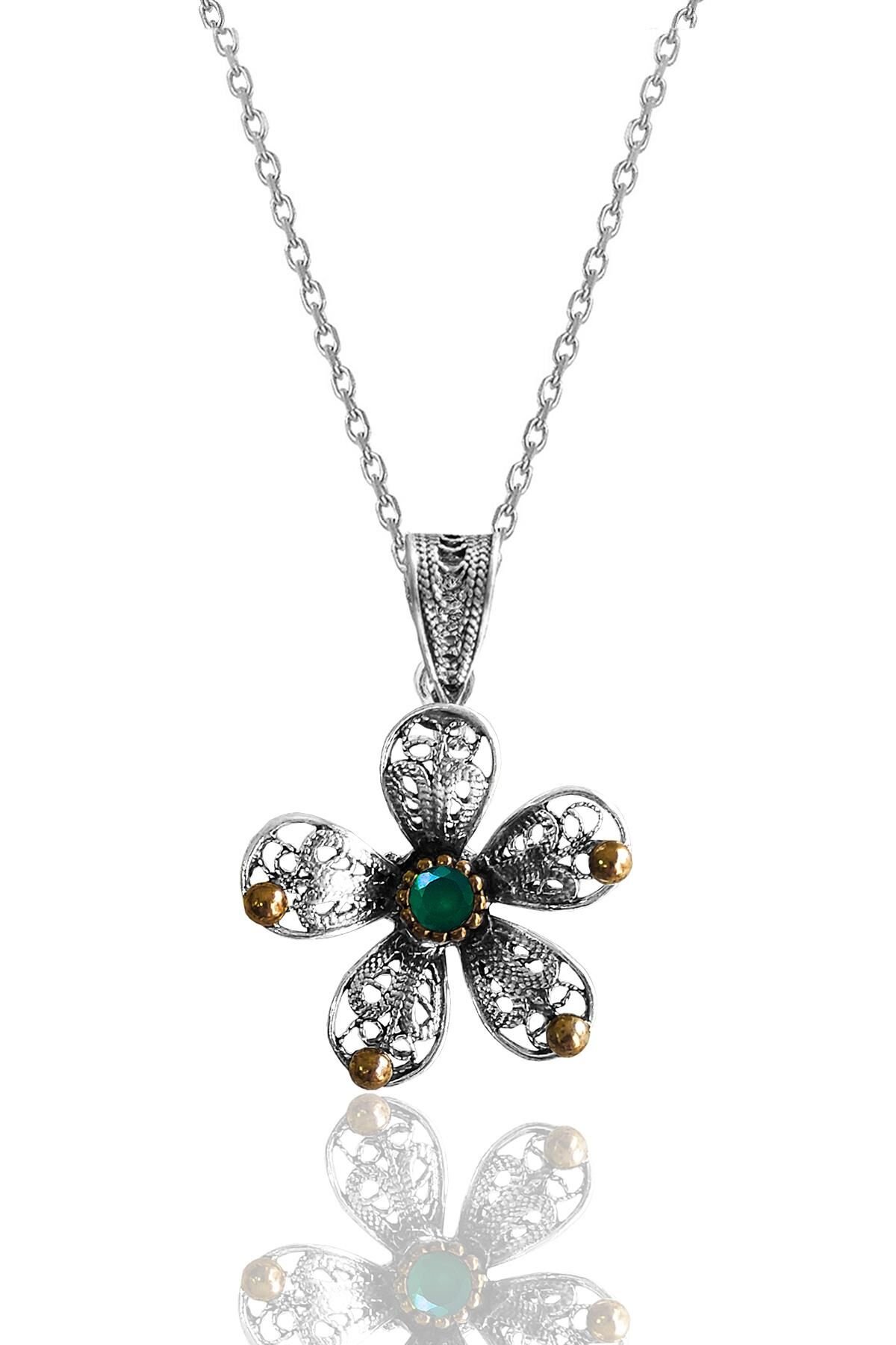 Gümüş kök zümrüt taşlı telkari işlemeli çiçek kolye  SGTL12133YESIL