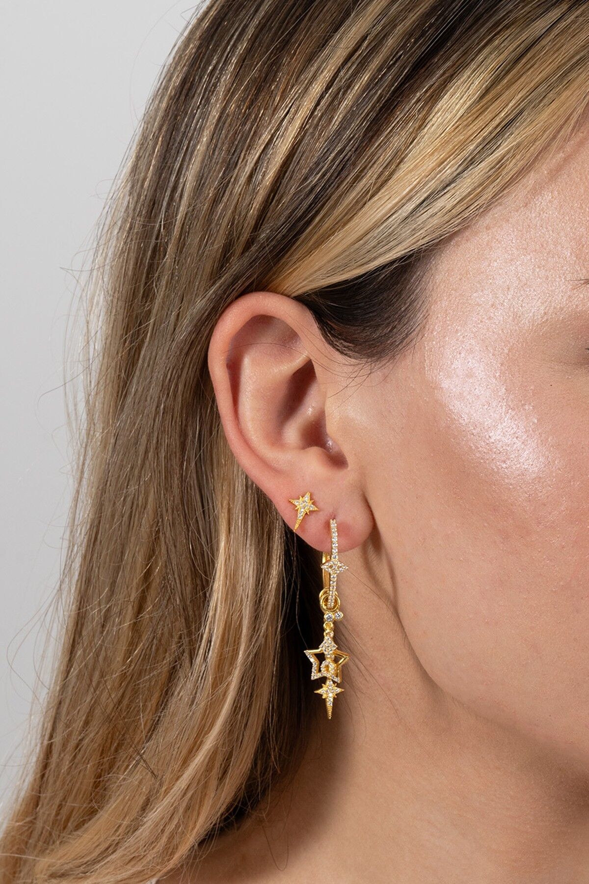 Gümüş altın yaldızlı zirkon taşlı kutup yıldızı şans küpesi SGTL9485GOLD