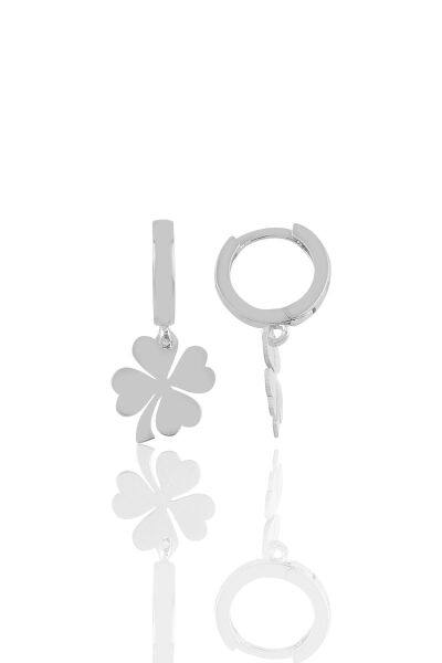 Gümüş yonca küpe