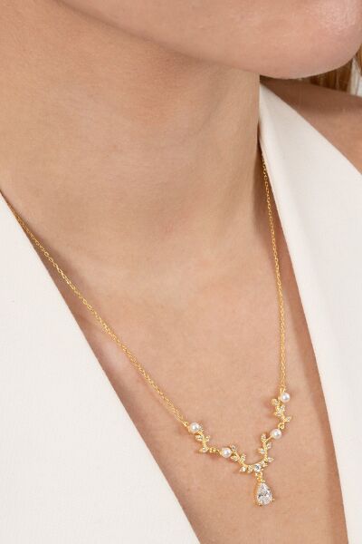 Gümüş altın yaldızlı inci ve zirkon taşlı yaprak firgürlü prenses kolye SGTL12355GOLD