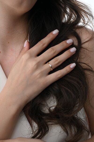 Gümüş altın yaldızlı zirkon taşlı noktalı pura yüzük  SGTL12871GOLD