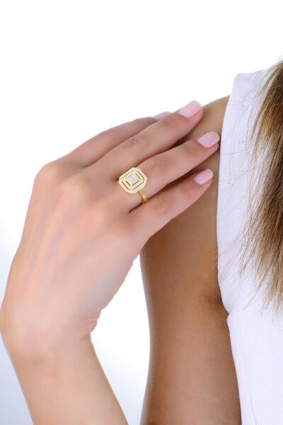 Gümüş altın yaldızlı çift sıra zirkon taşlı pırlanta montürlü baget yüzük