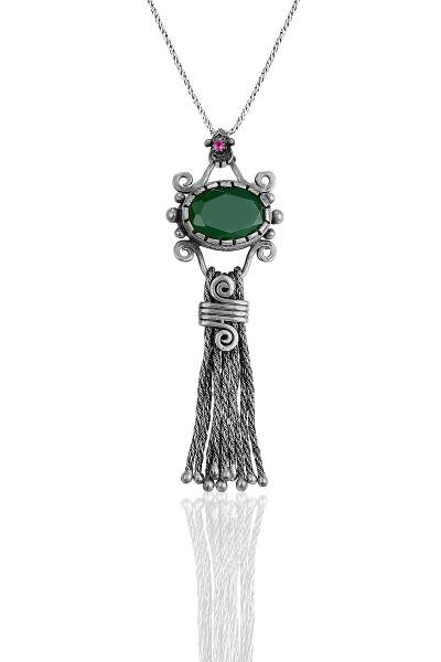 Gümüş kök zümrüt taşlı püsküllü otantik kolye SGTL11536YESIL