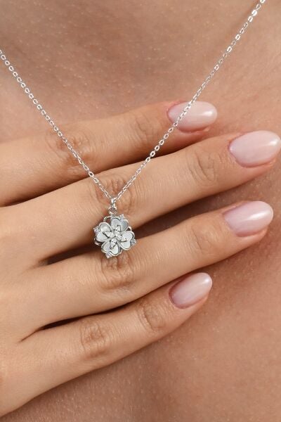 925 Ayar gümüş rodyumlu sedef ve zirkon taşlı sihirli döner çarklı yonca kolye   SGTL13095RODAJ