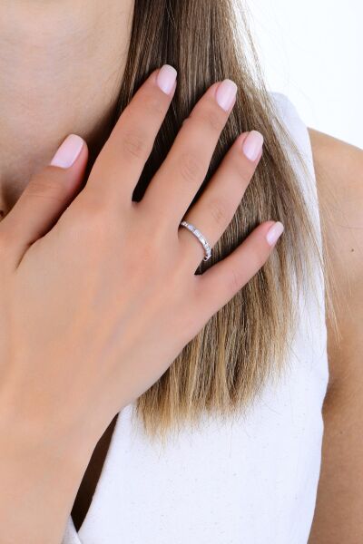 Gümüş rodyumlu zirkon ve sedef taşlı ışıltılı prizma tamtur yüzük