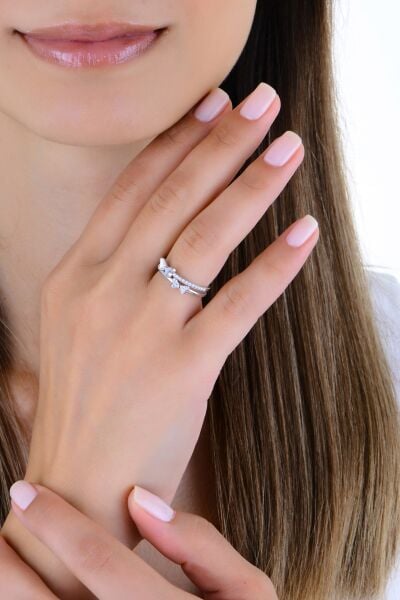 Gümüş rodyumlu zirkon ve sedef taşlı aşk kelebekleri yüzük