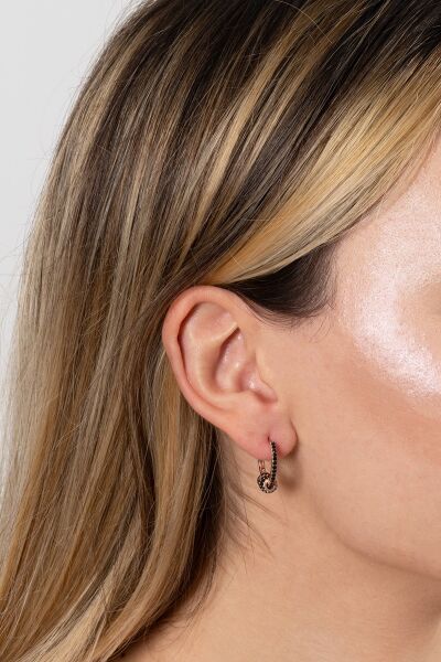 Gümüş siyah taşla halka küpe SGTL9497