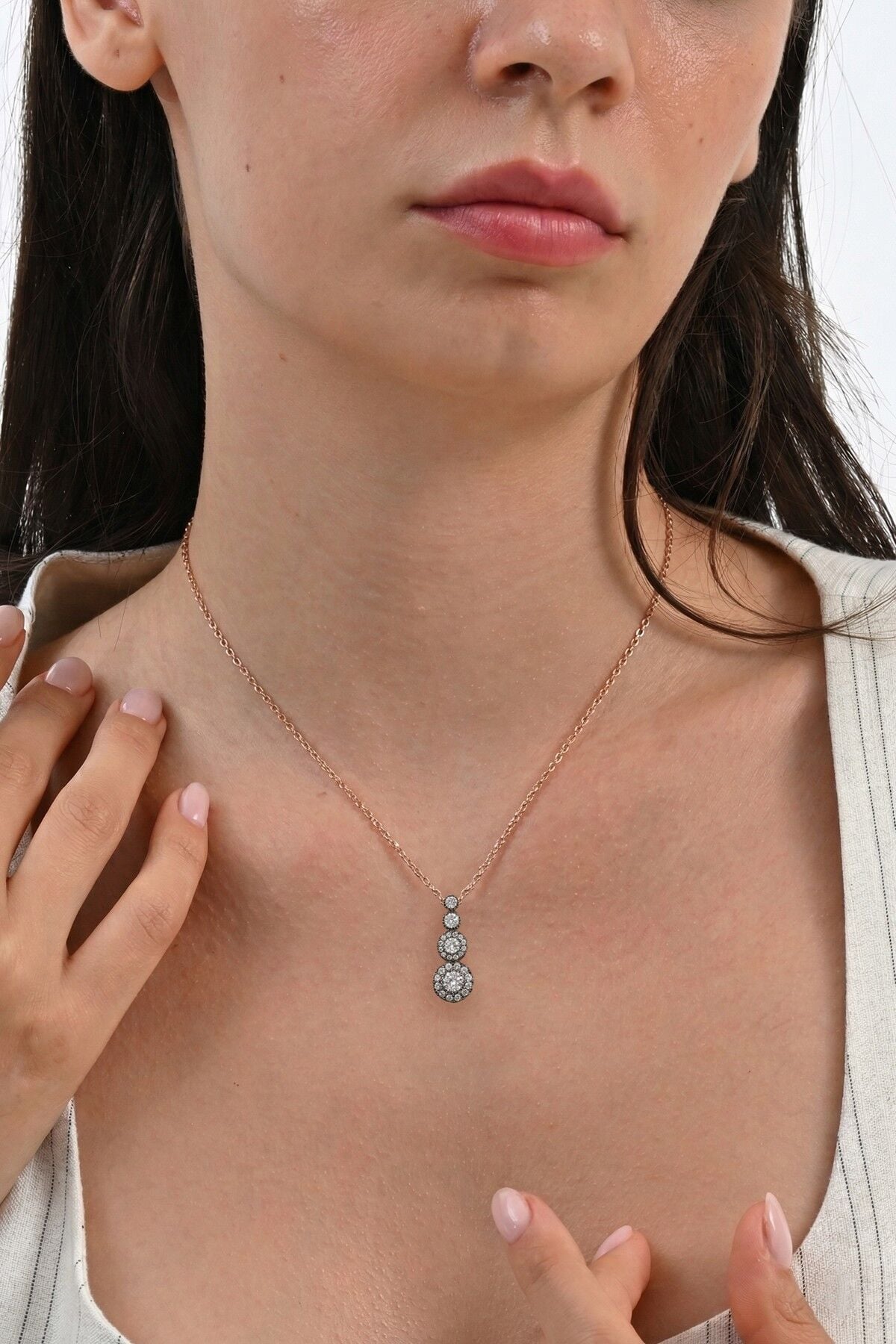 925 Ayar Gümüş Kolye Rose Gold Tria Kolye - Elmas Montürlü Sonsuzluk Işıltılı Kadın Kolye SGTL13342ROSE