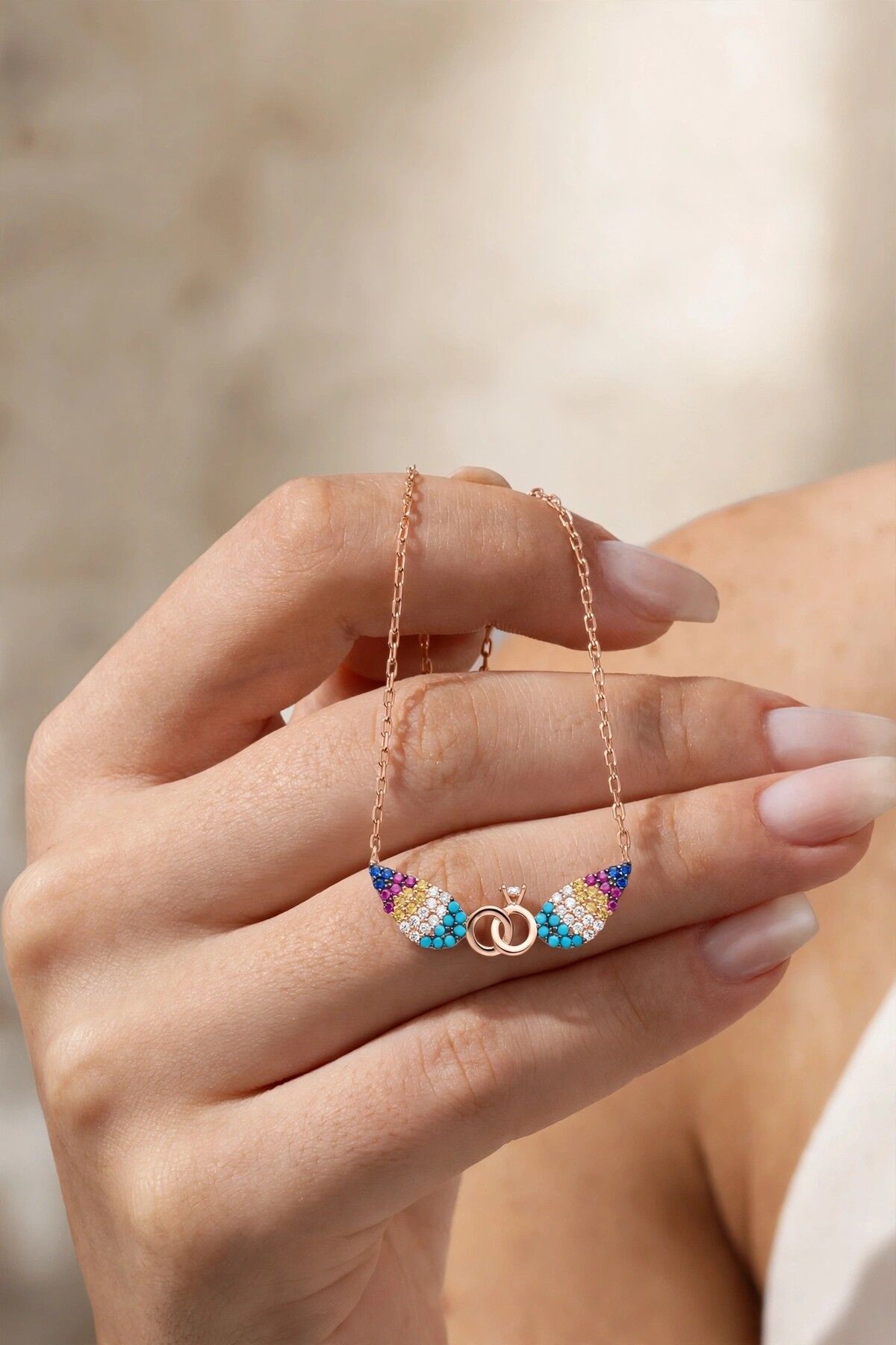 925 Ayar Gümüş Kolye Rose Gold Renkli Taşlı Kanatlı Tektaş Alyans Kadın Kolye Işıltılı Aşk Kanadı Kolye SGTL13545RENKLI