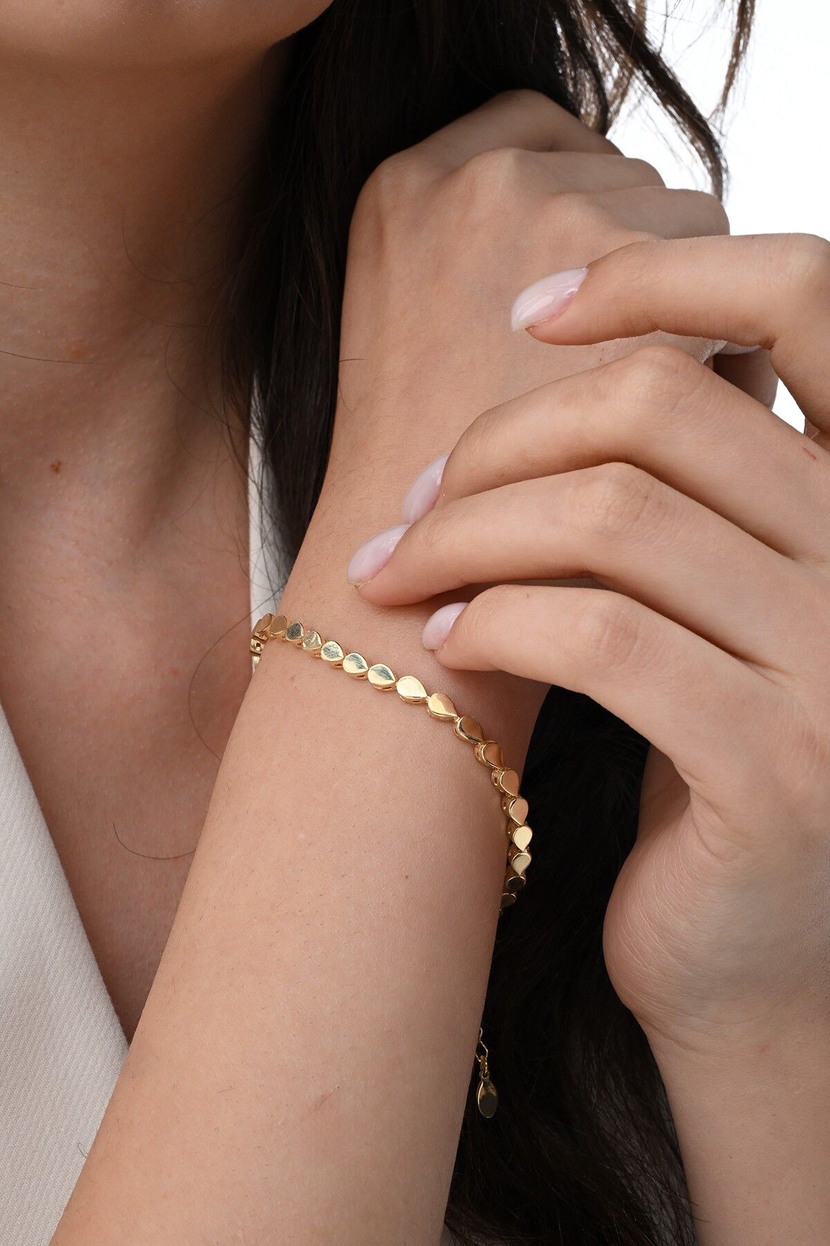 Gümüş altın yaldızlı modern görünümlü damla su yolu bileklik SGTL12849GOLD