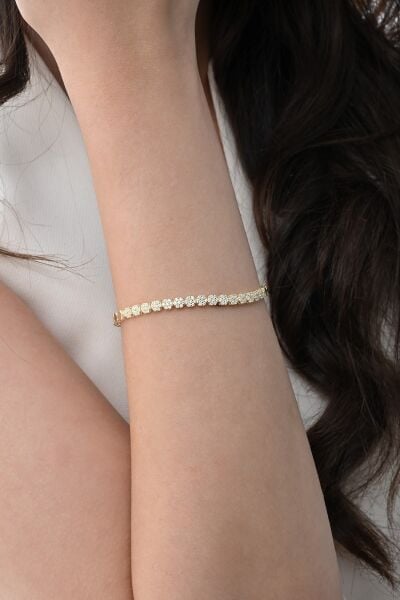 Gümüş altın yaldızlı zirkon taşlı modern görünümlü çiçek zinciri bileklik SGTL12850GOLD