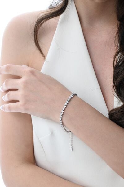 Gümüş rodyumlu zirkon taşlı modern görünümlü kayan yıldızlar bileklik SGTL12851RODAJ