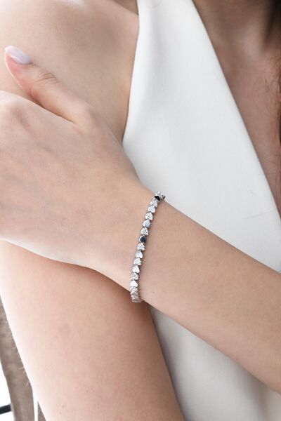 Gümüş rodyumlu zirkon taşlı modern görünümlü sevgi zinciri bileklik SGTL12854RODAJ