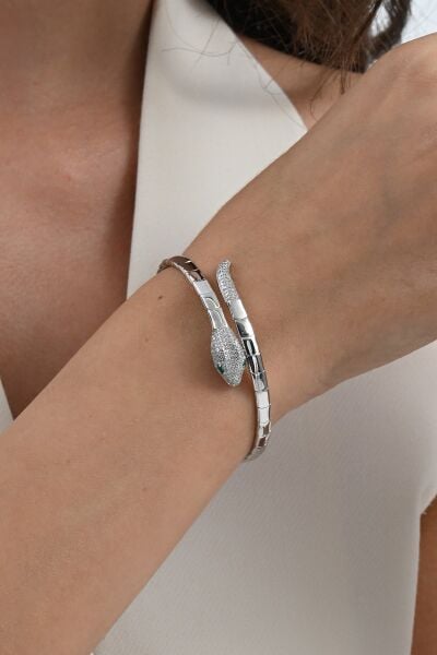 925 ayar gümüş rodyumlu gözü yeşil zirkon taşlı yılan modeli bilezik SGTL13044RODAJ